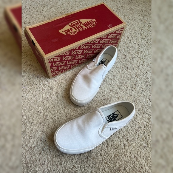 Vans Shoes - NWT Vans classic slip on white shoes